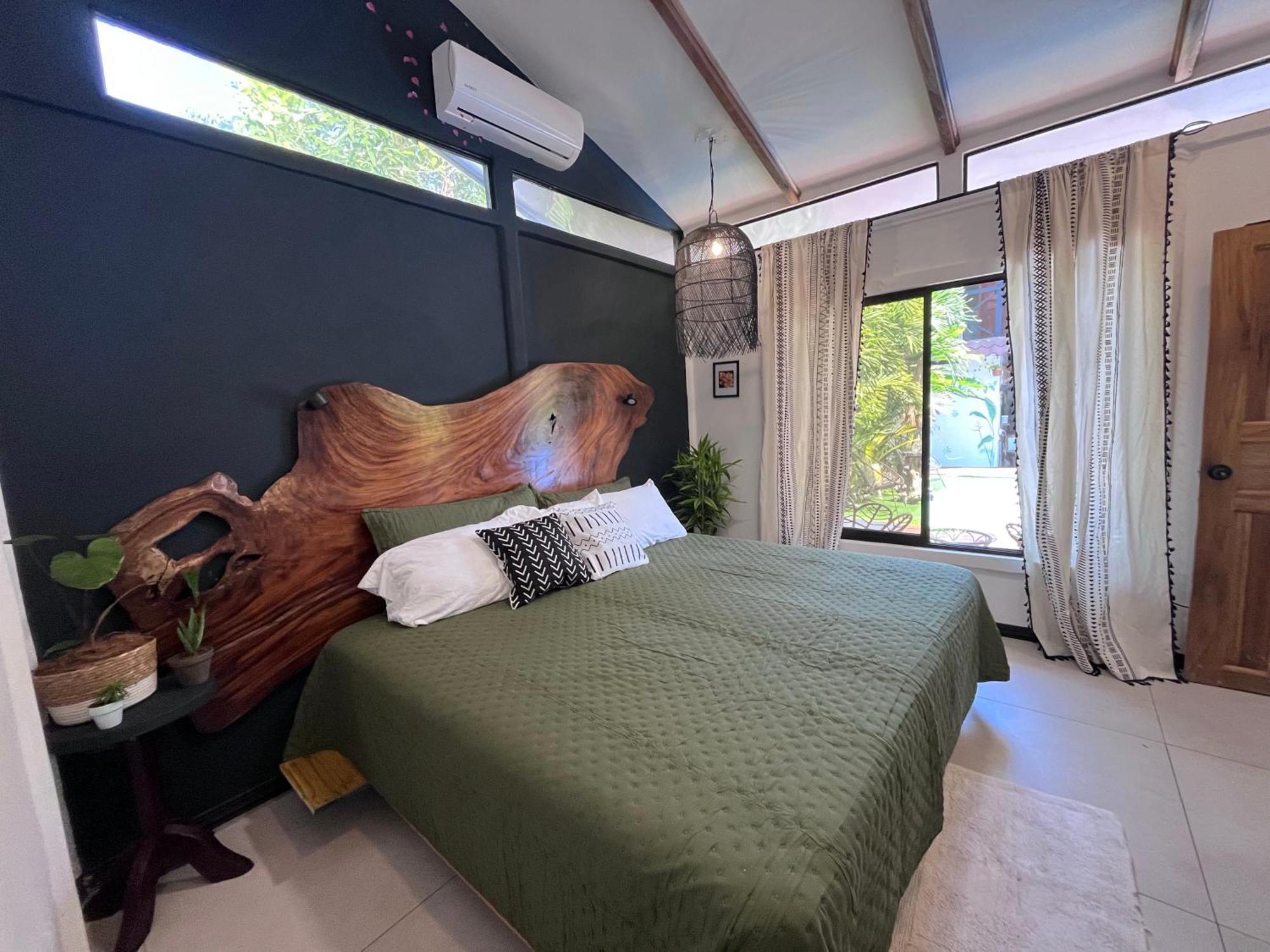 Mecca Hotel Puerto Viejo de Talamanca ภายนอก รูปภาพ
