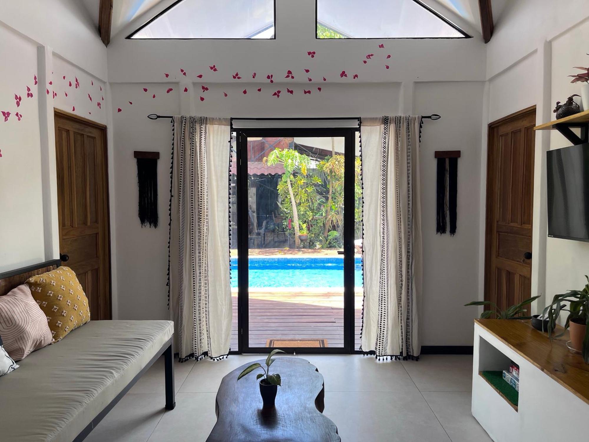 Mecca Hotel Puerto Viejo de Talamanca ภายนอก รูปภาพ